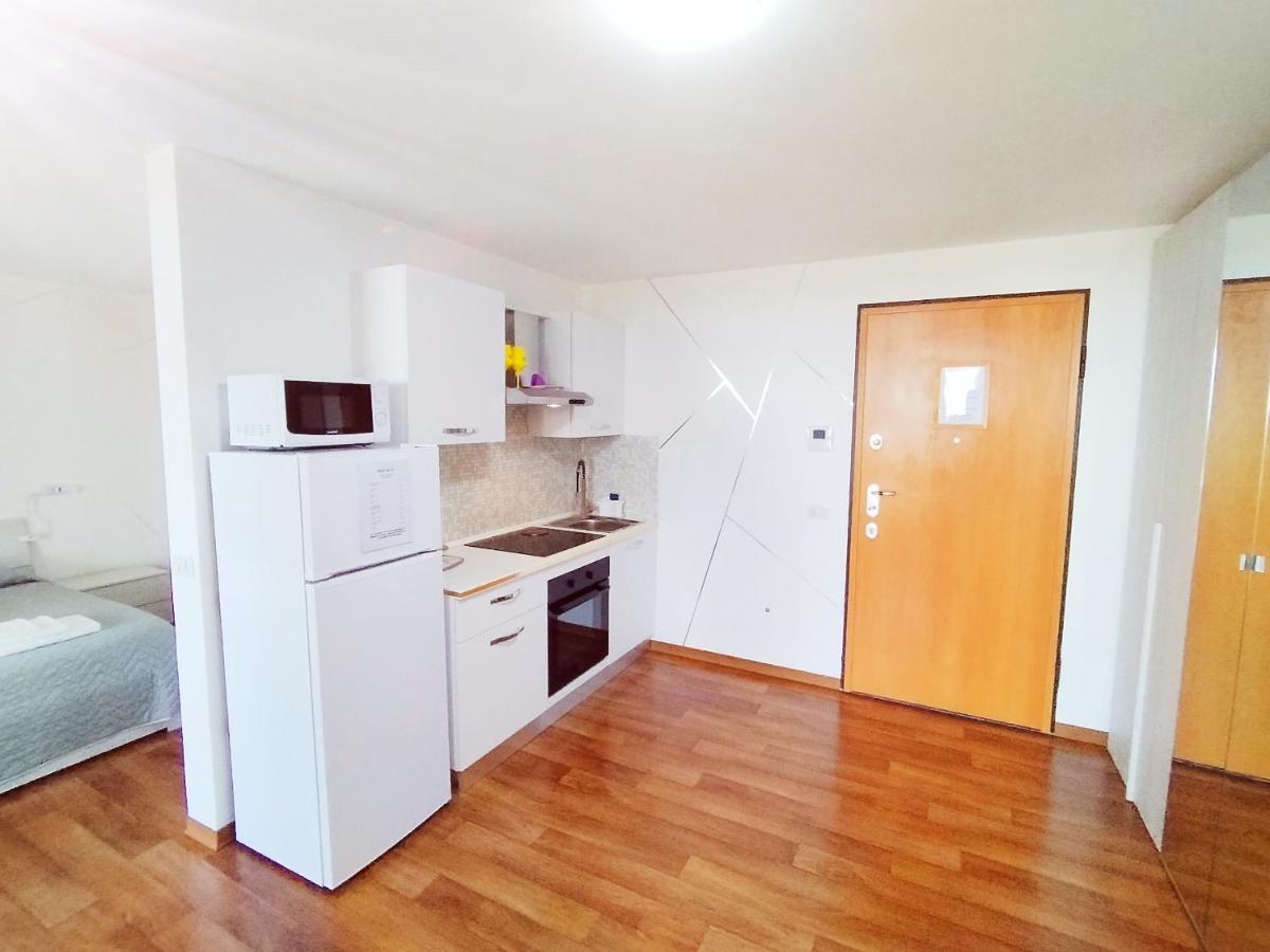 Ferienwohnung Skai Rom Exterior foto